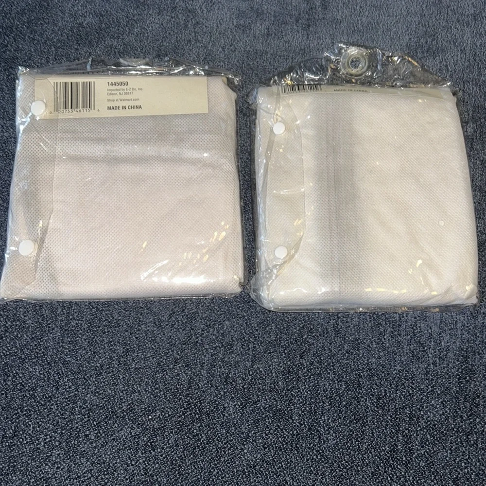 2 Suit Bags